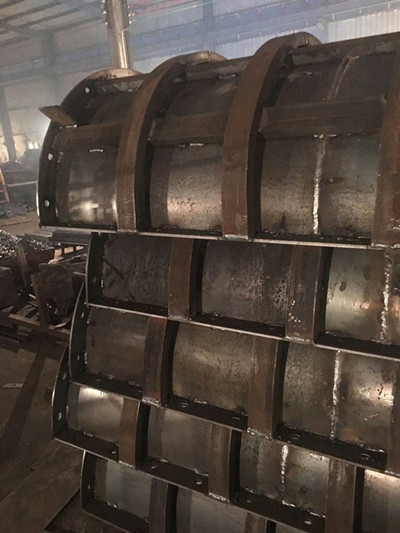 湖北武汉桥梁模板生产厂家施工时要高度重视安全问题