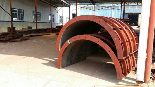 武汉圆柱钢模板生产厂家向大家介绍圆柱模板常见规格和尺寸